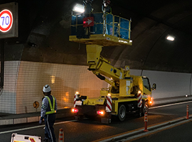 高速道路 維持・管理工事